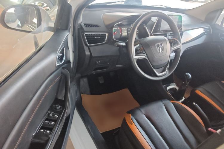 Used Baojun 310 2016 1.2L Manual Luxury Model