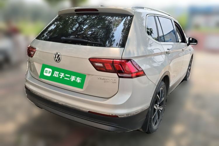 Used Volkswagen Tiguan L 2019 Revised 330TSI Automatic Two-Wheel Drive Smart & Luxury Edition China VI Standard Rear Right 45 Deg