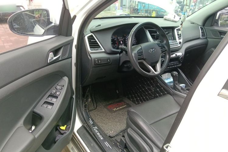 Used Hyundai Tucson 2015 1.6T Dual-Clutch Two-Wheel-Drive Smart Model
