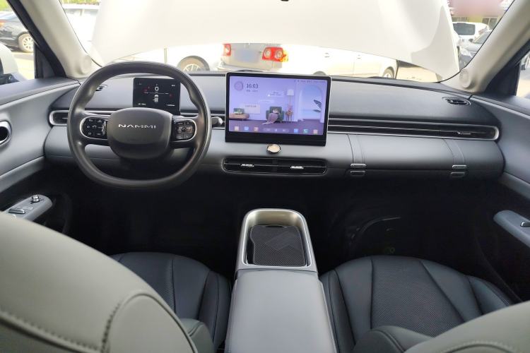 Used Dongfeng NAMMI 01 2024 New Edition 330 Air Center Console