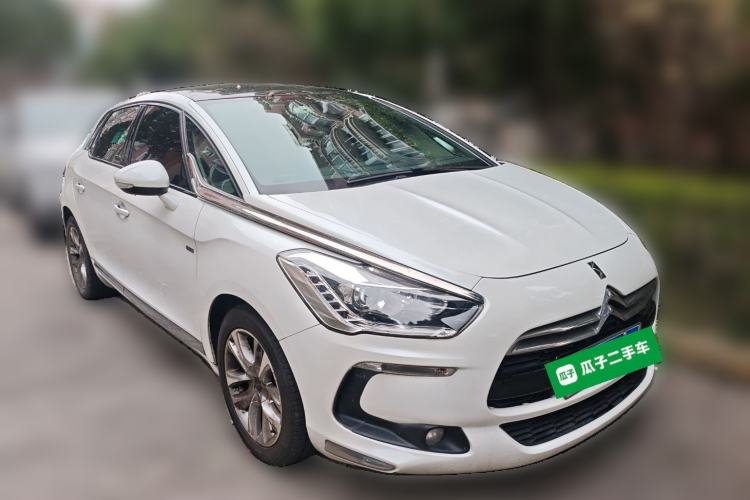 Used DS 5 2014 1.6T Luxury Edition THP160
