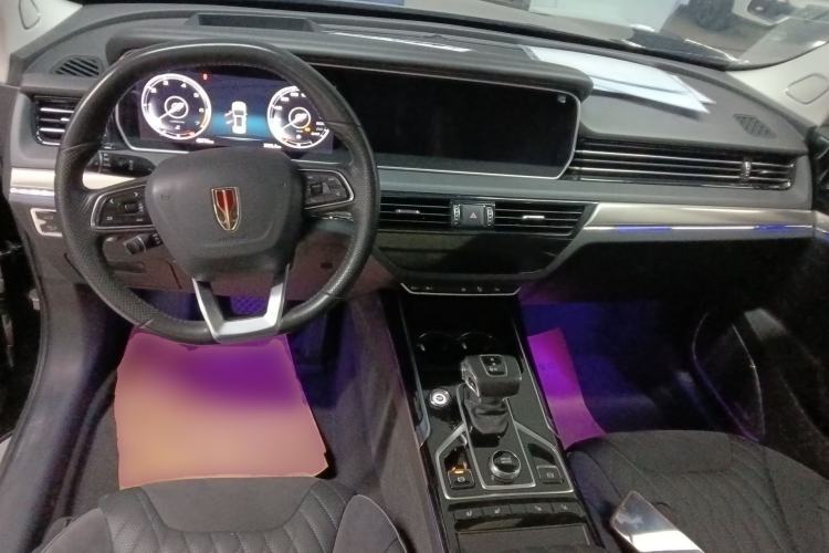 Used Hongqi HS5 2022 Revised Version 2.0T Smart Connect Flagship Edition Center Console