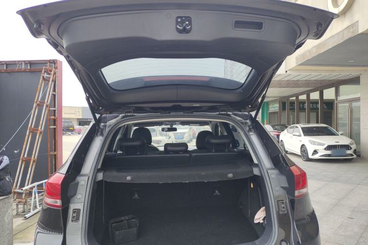 Used Haval H6 Coupe 2018 Red-Label 1.5T Automatic Two-Wheel Drive Luxury Model
