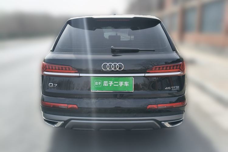 Used Audi Q7 2021 45 TFSI quattro S line Sport model