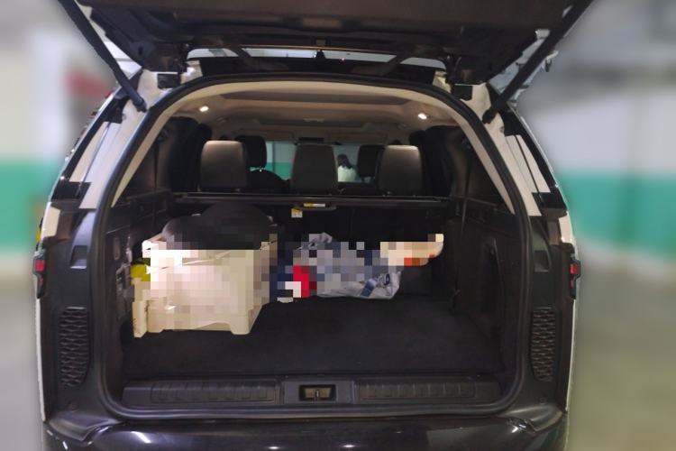 Used Land Rover Discovery 2023 Revised Version 360 PS R-Dynamic S
