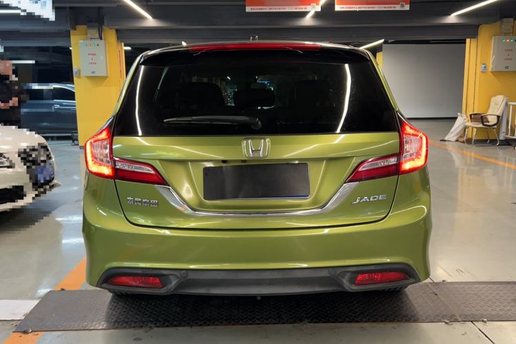 Used Honda Jade 2013 1.8L automatic Comfort version 5 seats
