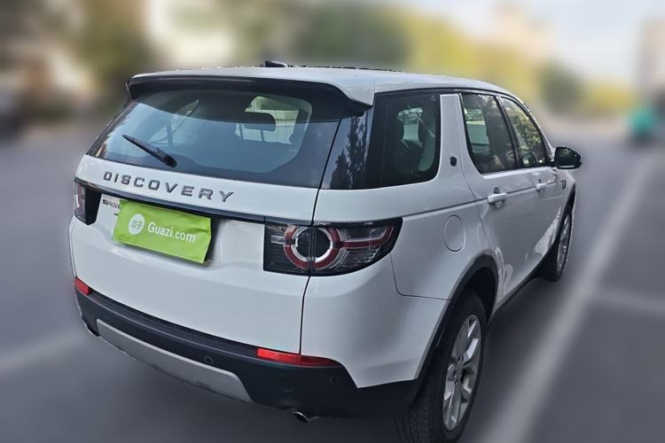 Used Land Rover Discovery Sport 2018 240 PS HSE Version Rear Right 45 Deg