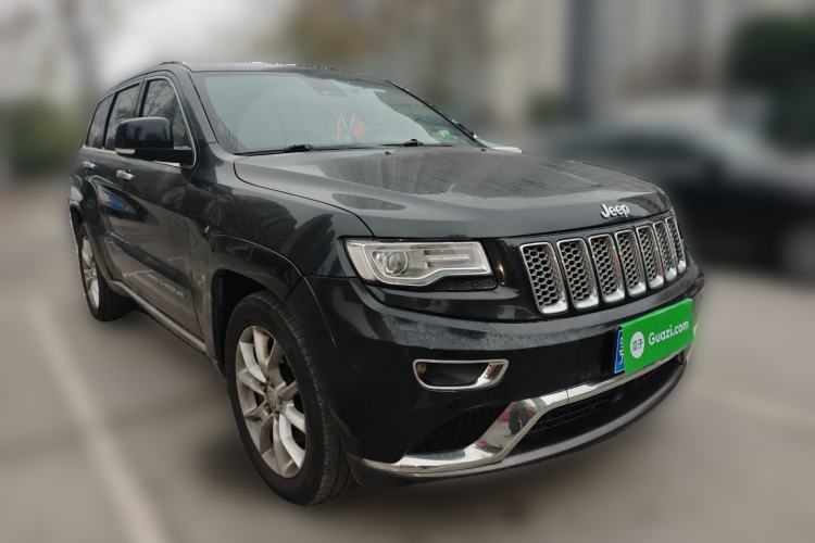 Used Jeep Grand Cherokee 2014 3.0L Flagship Zunyue Edition Front Right 45 Deg