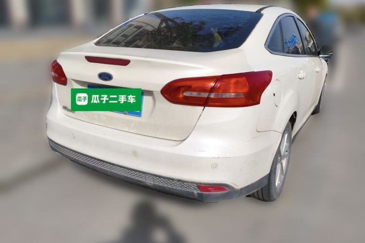 Used Ford Focus 2015 Sedan EcoBoost 125 Automatic Supreme Style Edition