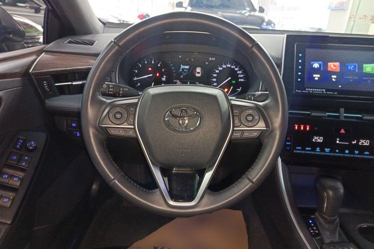 Used Toyota Avalon 2023 2.0L Premium Edition