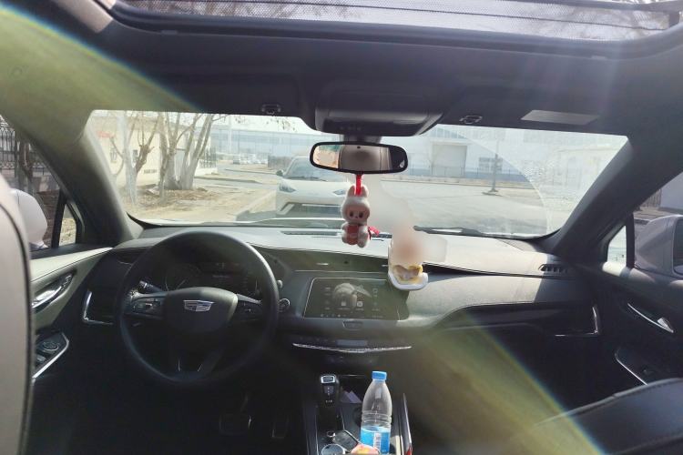 Used Cadillac XT4 2018 28T Two-Wheel Drive Luxury Sport Model
