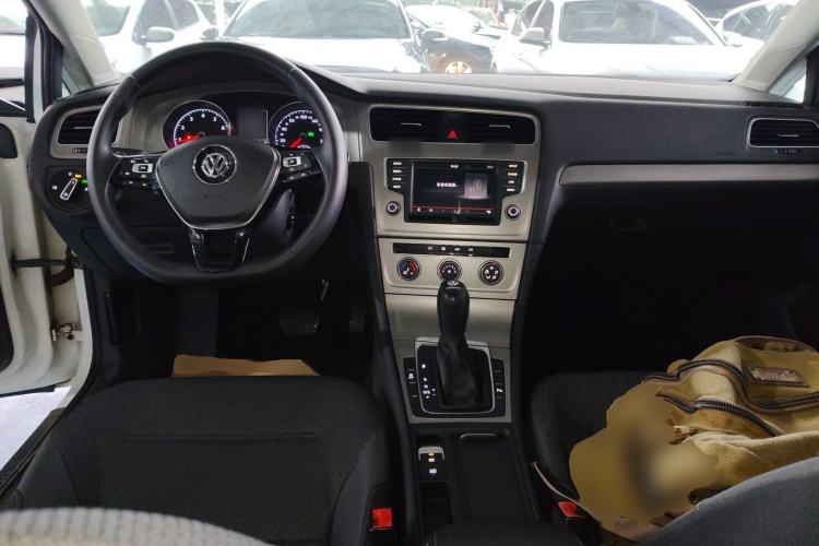 Used Volkswagen Golf (Import) 2015 1.4TSI Comfort Travel Edition
