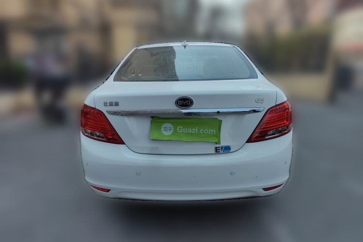 Used BYD e5 2016 300 Prestige Edition
