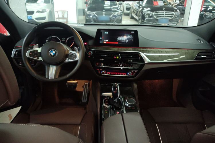 Used BMW 6 Series GT 2018 640i xDrive M Sport Package