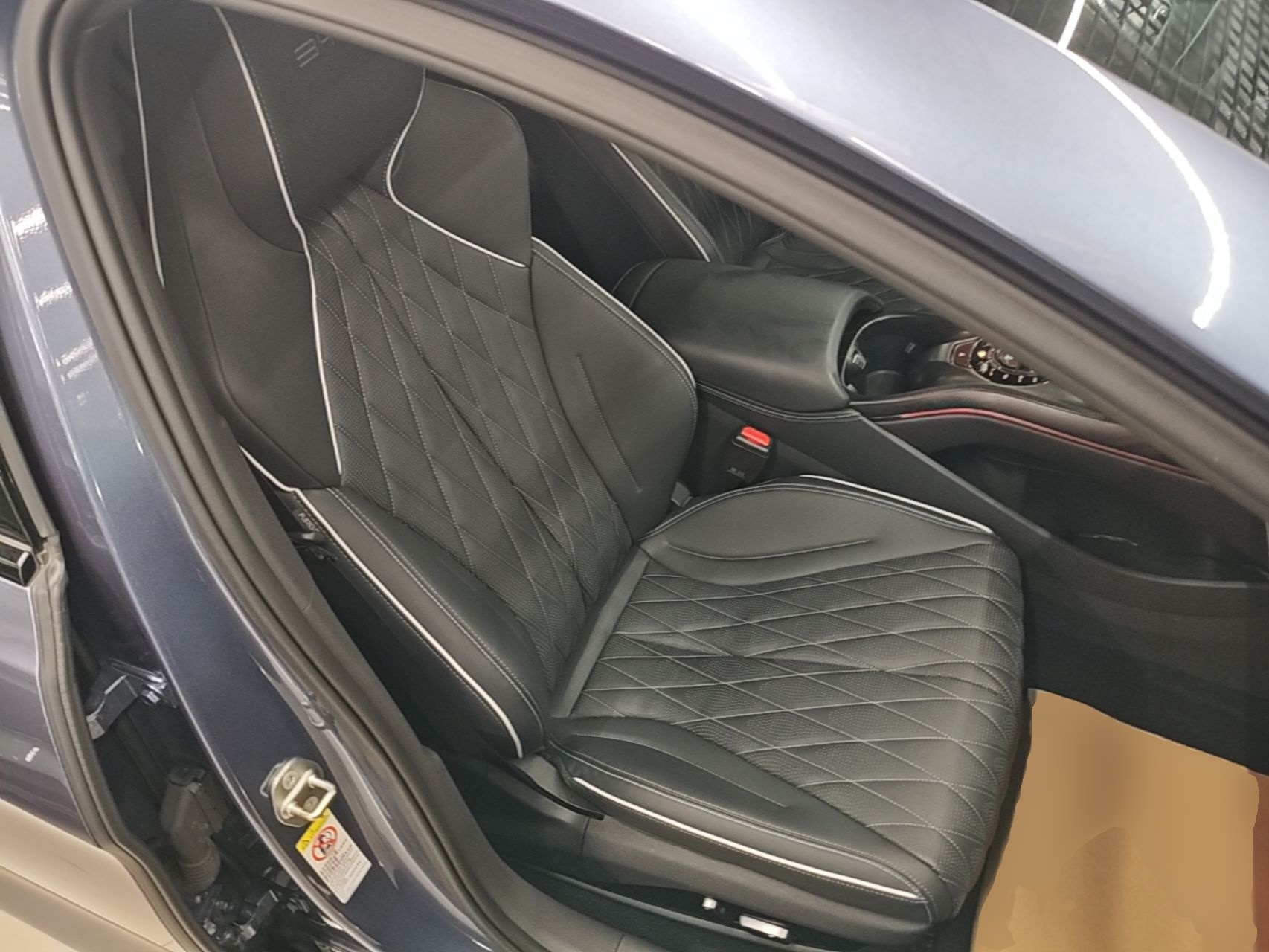 BYD Seal 2022 700 km Long-Range Rear-Wheel-Drive Version — снимка 19