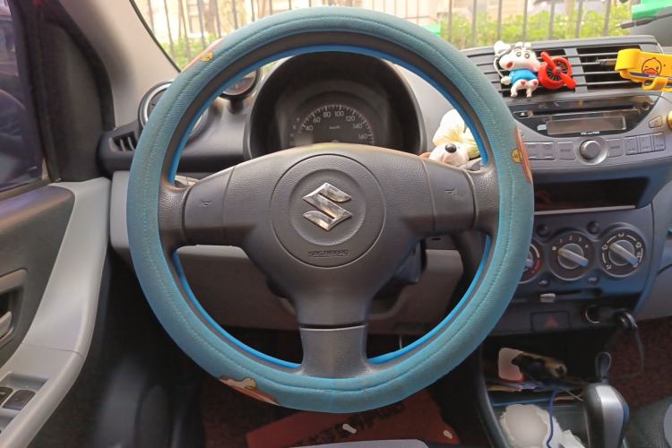 Used Suzuki Alto 2013 1.0L Automatic Luxury Model Steering Wheel