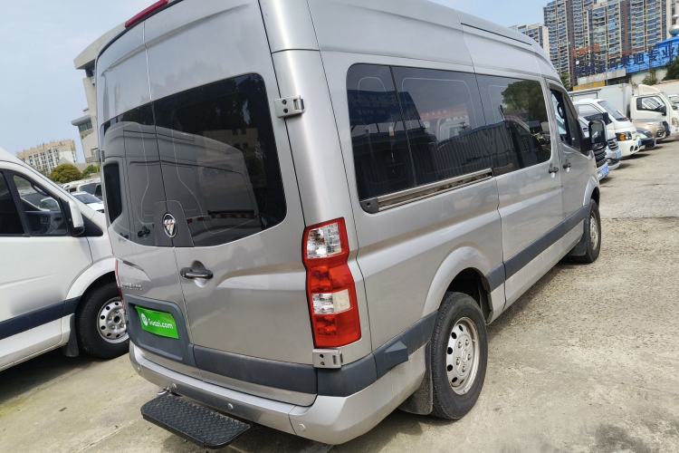 Used Foton Toano 2023 2.0T Automatic Jixiang Multi-Function Long-Wheelbase Mid-Height Rear Single Tire – Available in 6/7/9-Seater Configurations Rear Right 45 Deg
