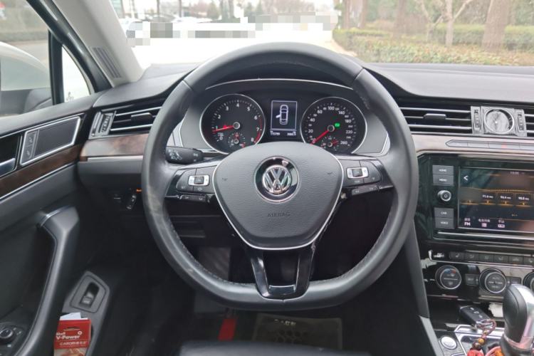 Used Volkswagen Magotan 2019 330TSI DSG Luxury Model China V Standard