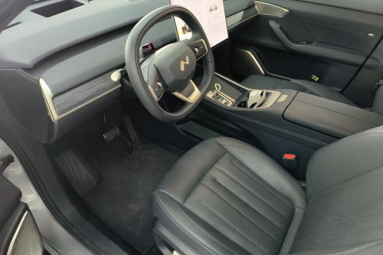 Used ONVO L60 2024 60 kWh Rear-Drive Version
