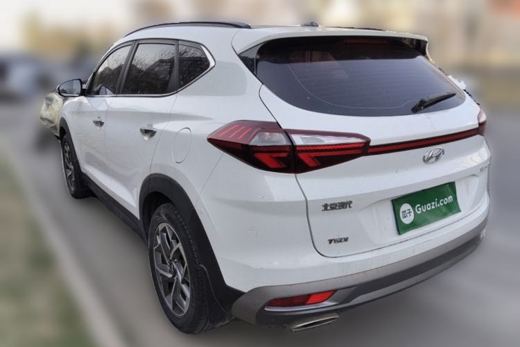 Used Hyundai Tucson 2019 280TGDi Dual-Clutch Two-Wheel Drive Fashion Edition China VI Standard
