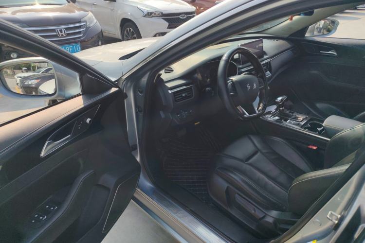 Used Hongqi H5 2018 30TD Dynamic Edition Driver Seat