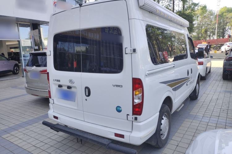 Used SAIC MAXUS Xintu V80 2021 2.0T Manual Classic Aoyuntong Short Wheelbase Mid-Roof 5/6-Seater Rear Right 45 Deg