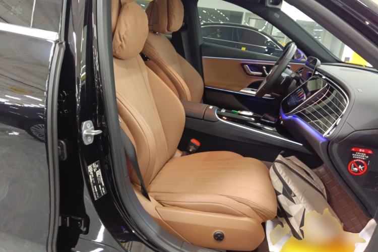 Used Mercedes-Benz E-Class 2025-Year Facelift E 260 L