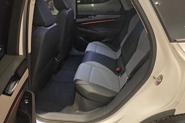 Used Volkswagen ID.7 VIZZION 2024 AIR model
