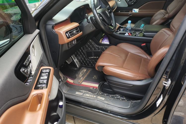 Used Lincoln Aviator 2020 3.0T V6 All-Wheel Drive Executive Version Driver Seat