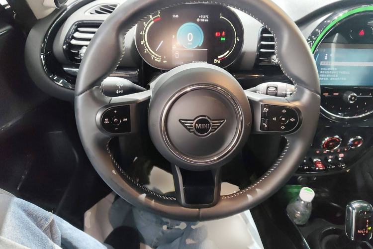 Used MINI Clubman 2023 1.5T COOPER Connoisseur
