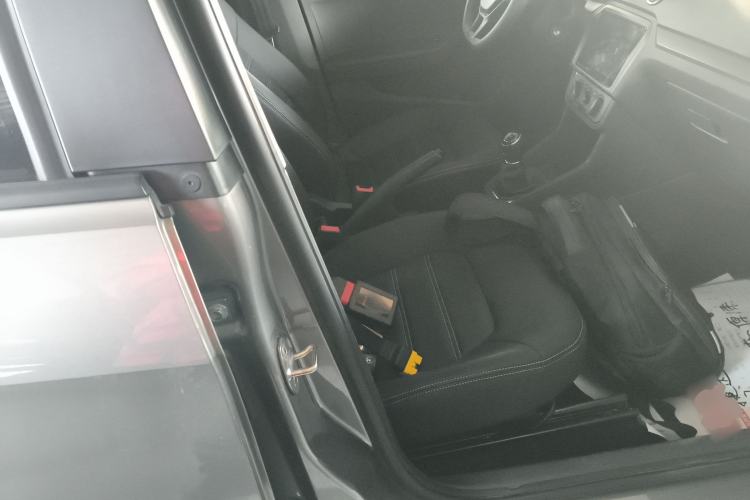 Used Volkswagen Jetta 2017 1.4L Manual Fashion Edition