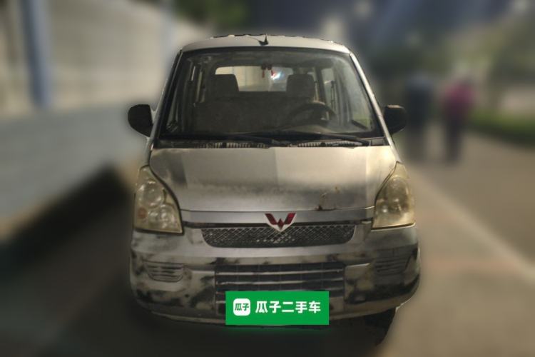 Used Wuling Rongguang 2011 1.2L Base Version
