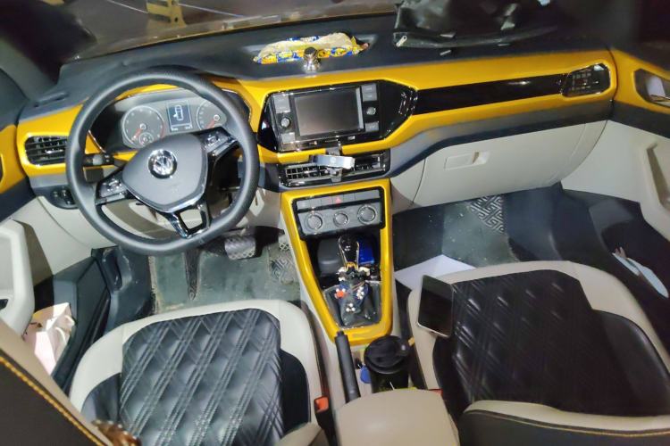 Used Volkswagen T-Cross 2019 1.5L Automatic Comfort Edition Center Console