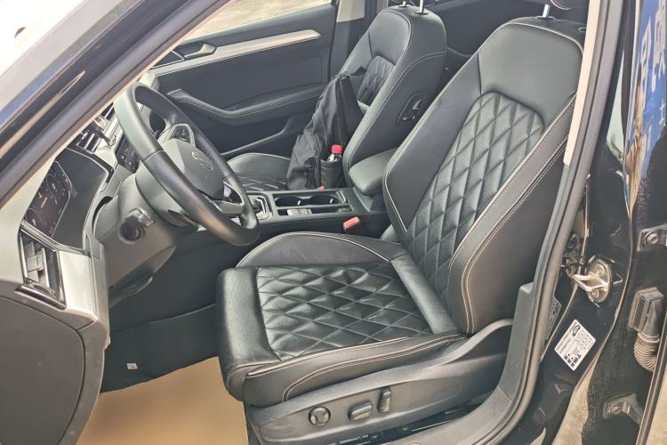 Used Volkswagen Magotan GTE Plug-in Hybrid 2022 GTE Luxury Model
