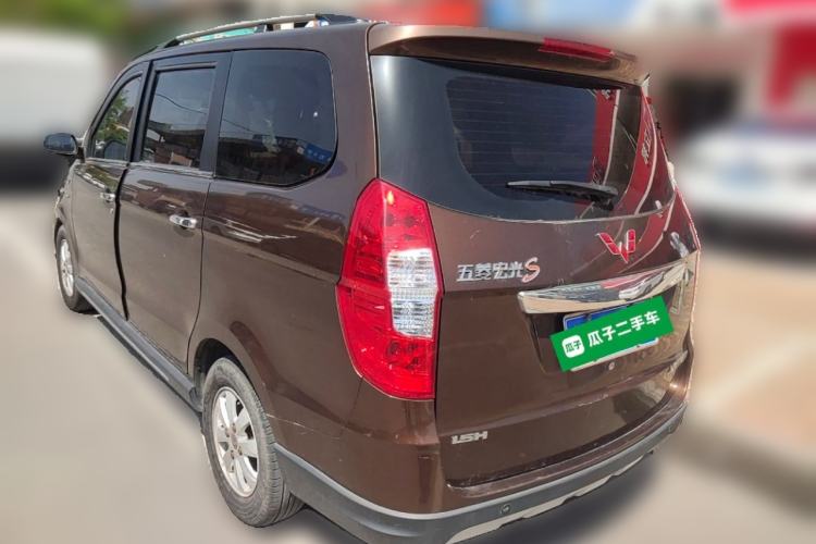 Used Wuling Hongguang 2014 1.5L S Luxury Model
