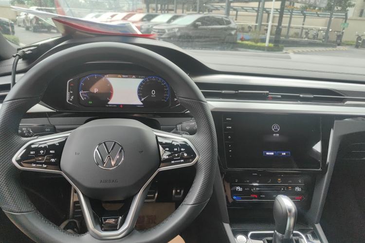 Used Volkswagen FAW-Volkswagen CC 2024 380TSI Striking Edition
