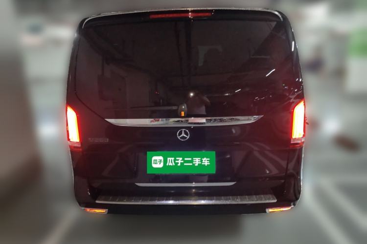 Used Mercedes-Benz V-Class 2022 V 260 Avantgarde Edition
