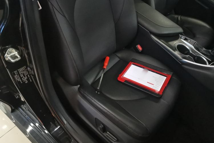 Used Toyota Camry 2021 2.0G Luxury Edition