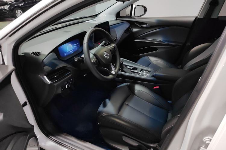 Used Buick Velite 6 2023 Revised Version 430 km Range – Commuter Edition