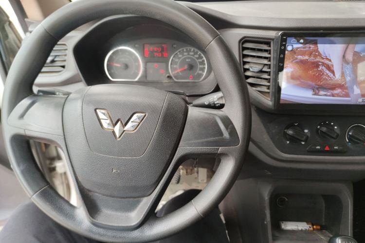 Used Wuling Hongguang V 2019 1.5L Jingqu Version China VI LAR