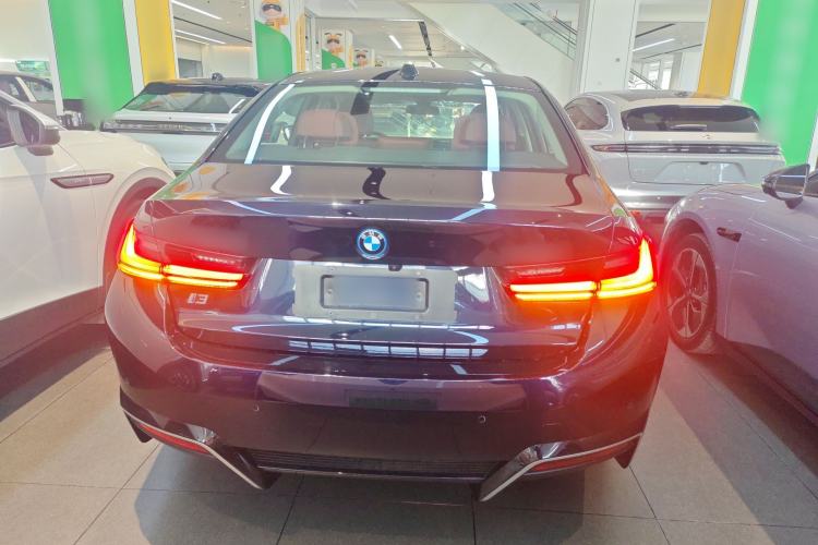 Used BMW i3 2024 eDrive 35 L
