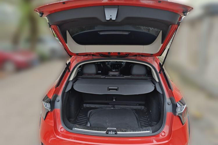 Used Lynk & Co 02 2019 1.5T DCT Two-Wheel Drive Pro Edition China VI Standard
