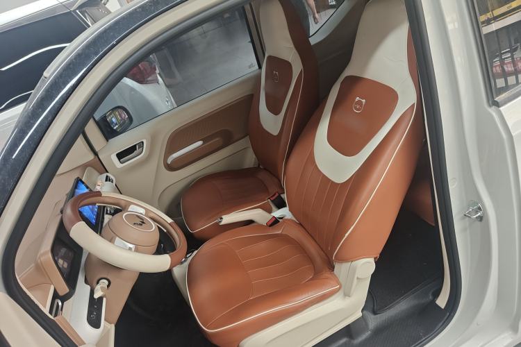 Used Wuling Hongguang MINIEV 2024 3rd Generation 215km Youth Edition Left Front Seat