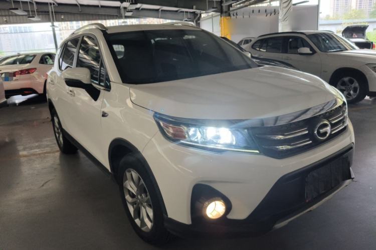 Used GAC Trumpchi GS3 2017 150N Automatic Elite Edition Front Right 45 Deg