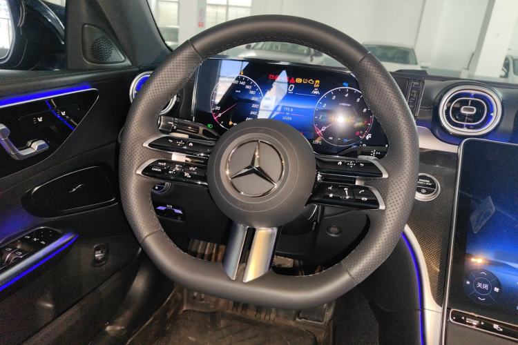 Used Mercedes-Benz C-Class 2025 Facelift C 260 L Sport Edition
