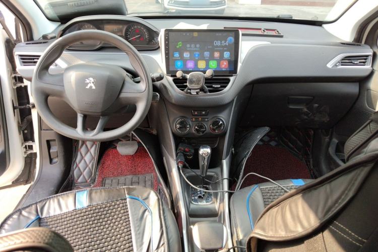 Used Peugeot 2008 2015 1.6L Automatic Playcool Edition