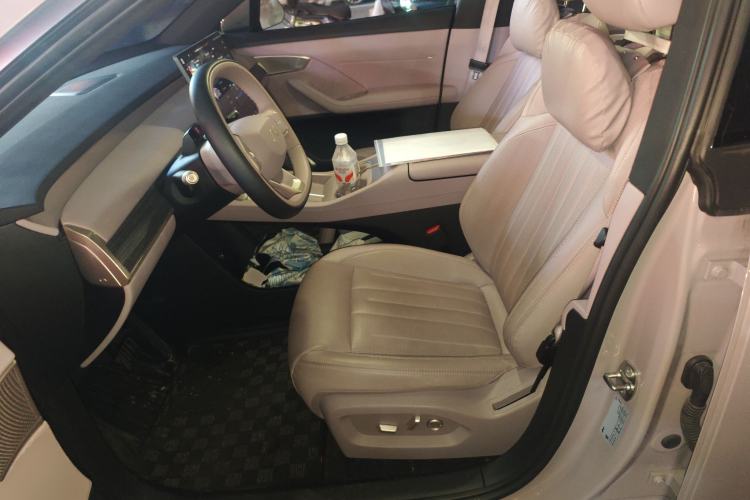 Used ONVO L60 2024 60 kWh Rear-Drive Version