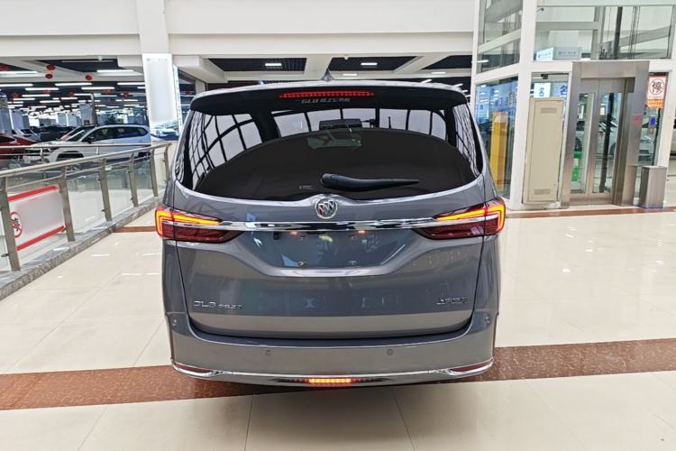 Used Buick GL8 2021 Land Cruiser Executive Class 652T Smart Luxury Model
