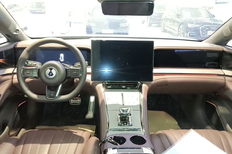 Used Denza Z9GT 2024 1100 Four-Wheel Drive Ultra Version Center Console