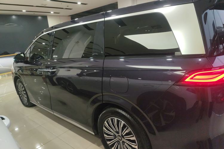 Used BYD Xia 2025 DM-i 1.5T 180km Excellence Model
